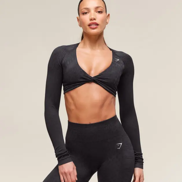 Adapt X Whitney Animal Seamless Long Sleeve Top Black // GYMSHARK