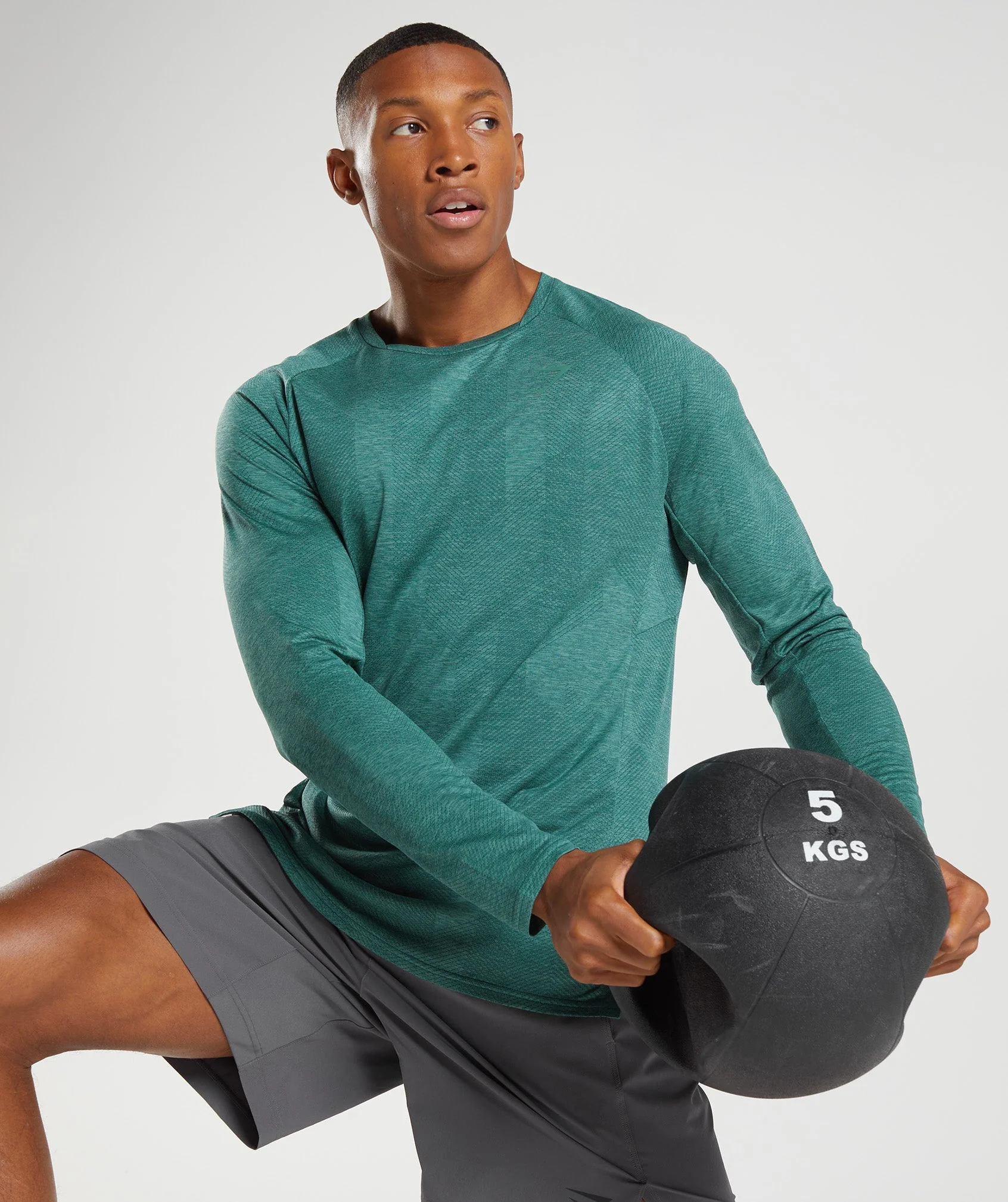 Apex Long Sleeve T-Shirt // GYMSHARK - Image 3