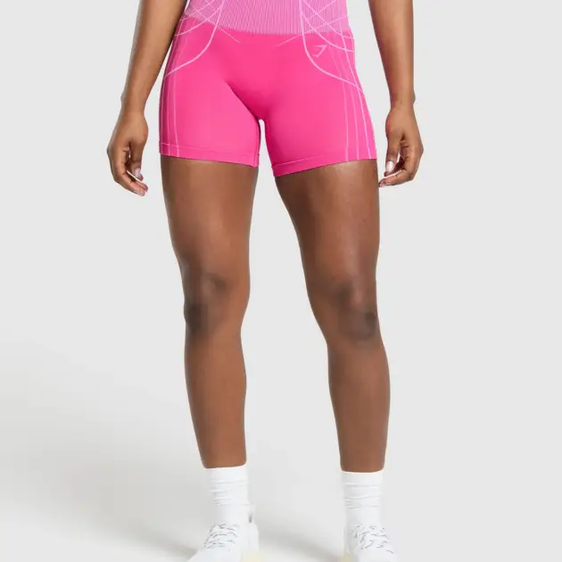 Apex Seamless Shorts Pink // GYMSHARK