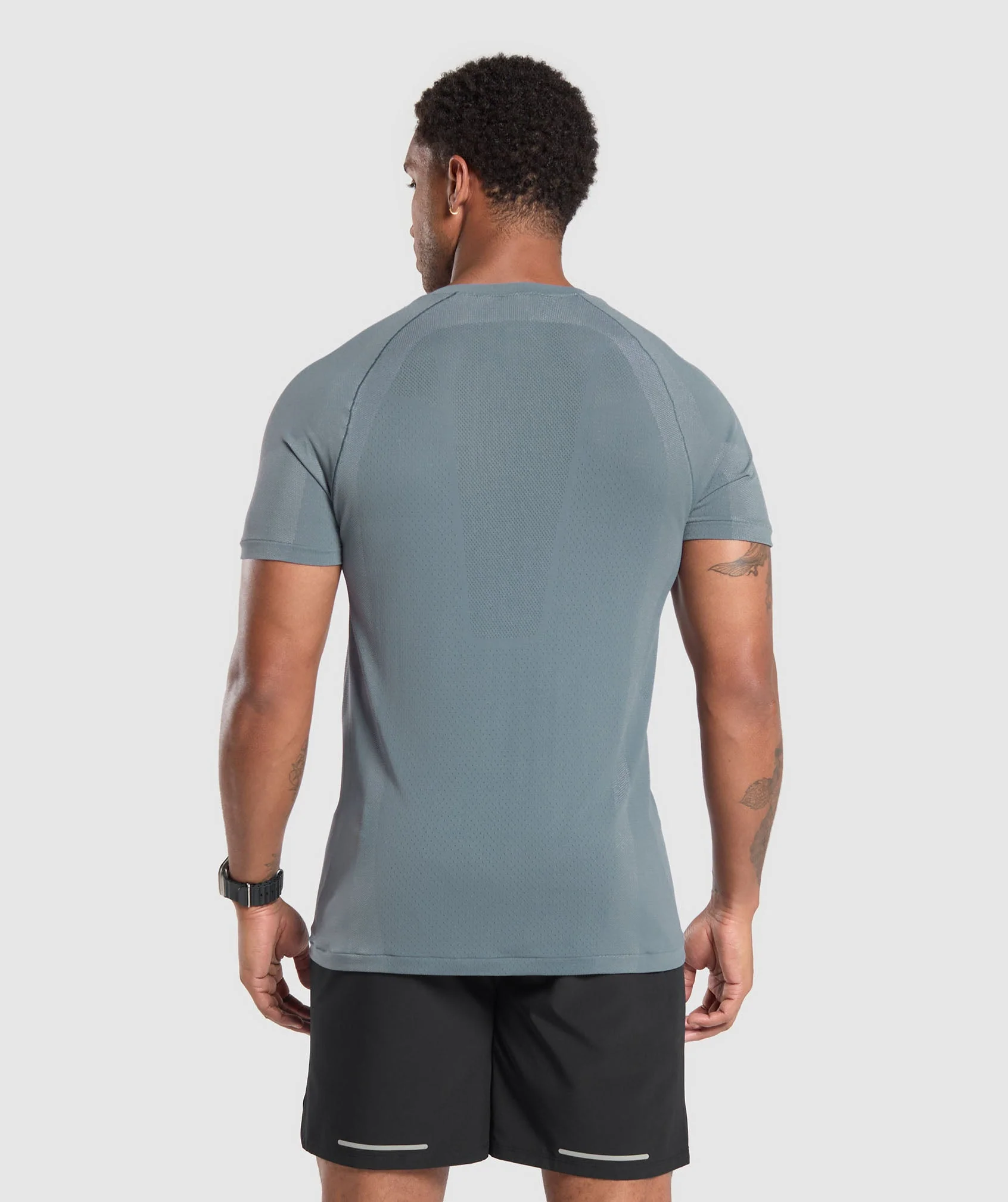 Apex Seamless T-Shirt Cool Blue // GYMSHARK - Image 2