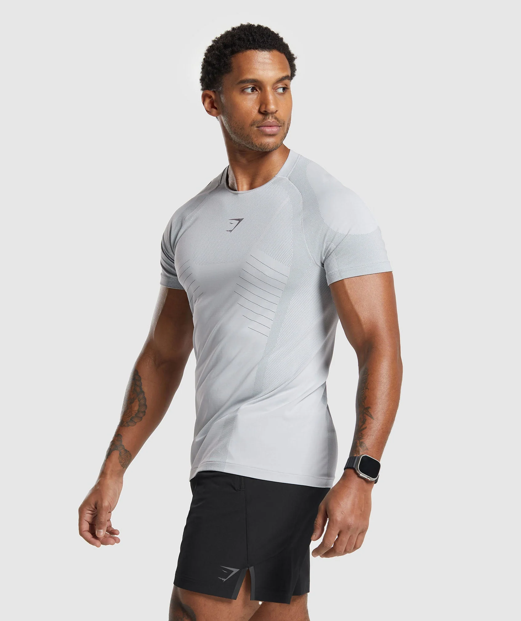 Apex Seamless T-Shirt Medium Grey // GYMSHARK - Image 3