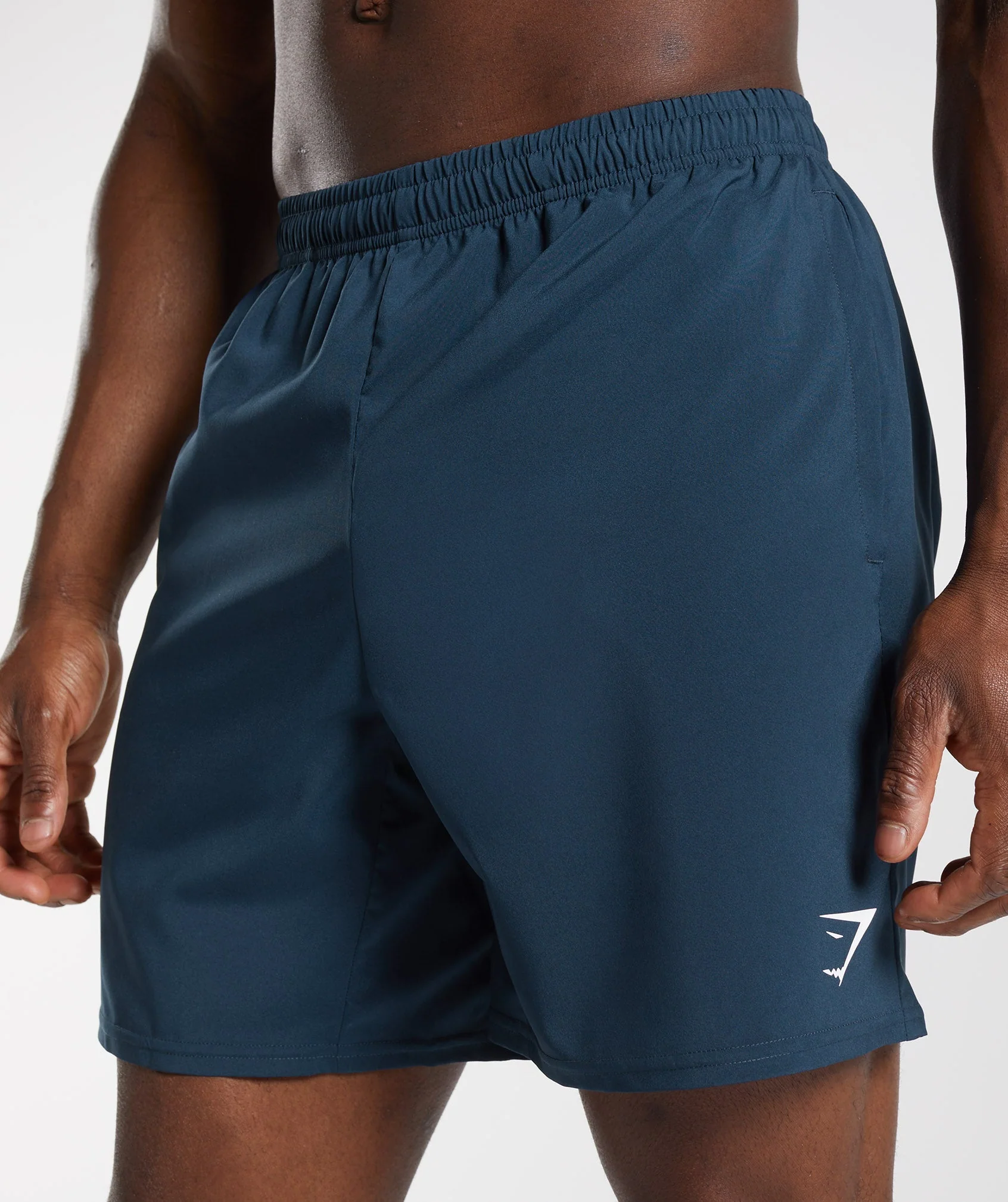 Arrival 7" Shorts Navy // GYMSHARK - Image 3