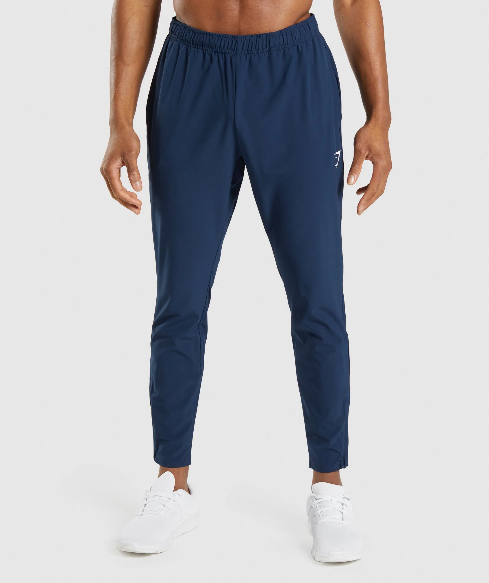 Arrival Woven Joggers Navy // GYMSHARK
