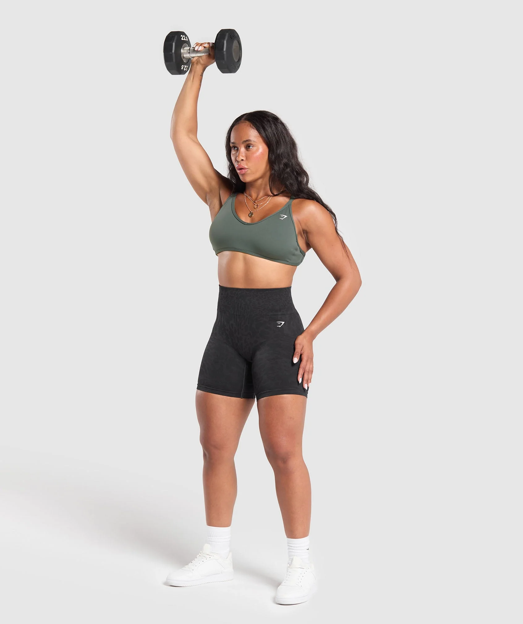 Back Gains Sports Bra Greem // GYMSHARK - Image 3