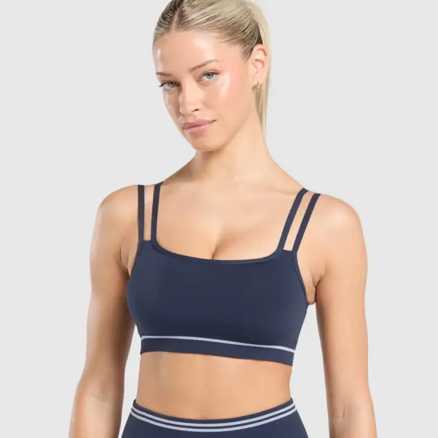Contrast Seamless Sports Bra // GYMSHARK