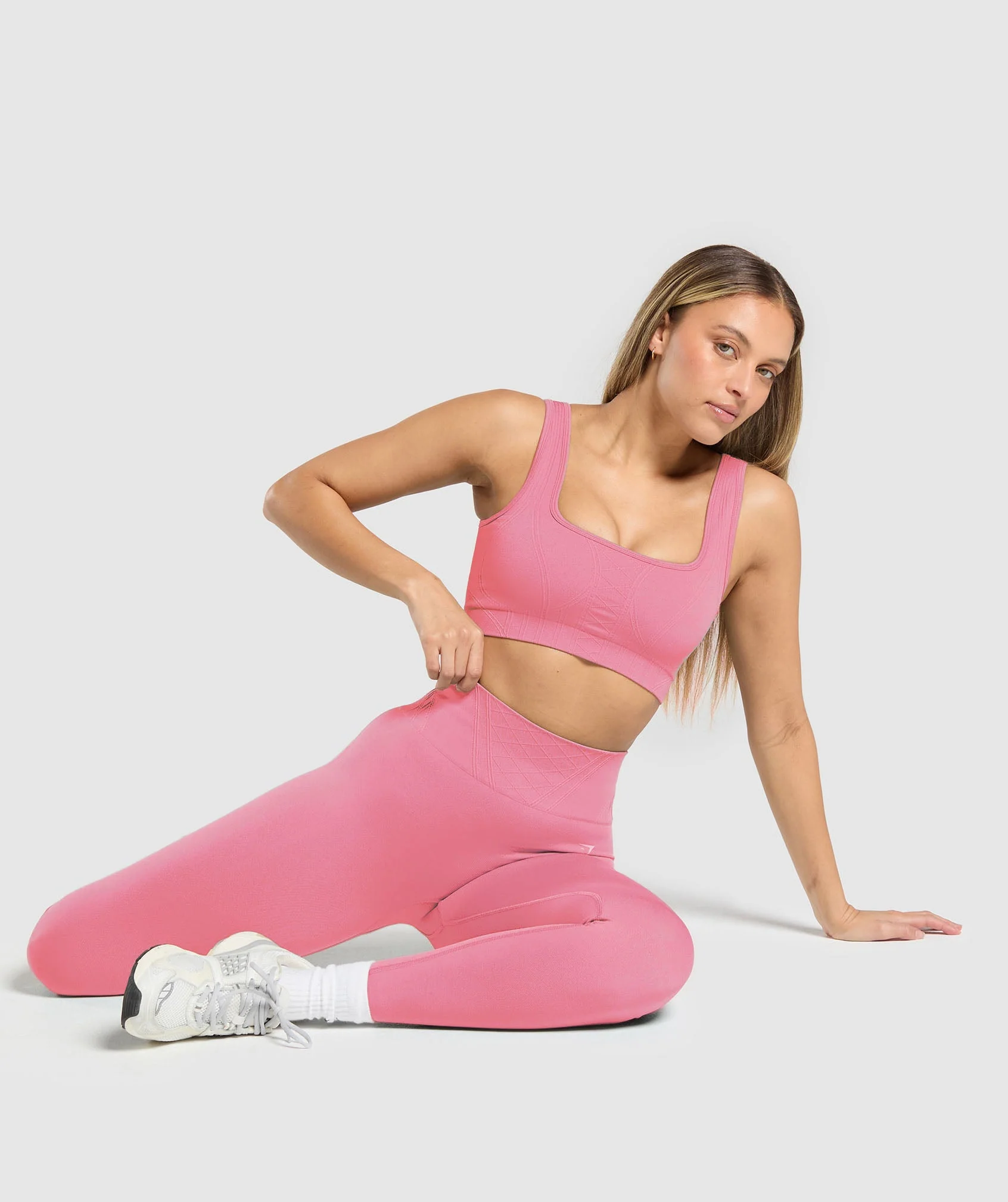 Corset Seamless Sports Bra Sunset Pink // GYMSHARK - Image 3