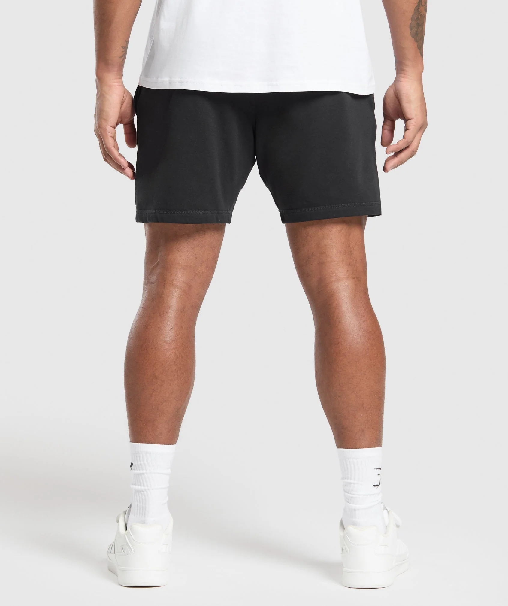 Crest Shorts Black // GYMSHARK - Image 2