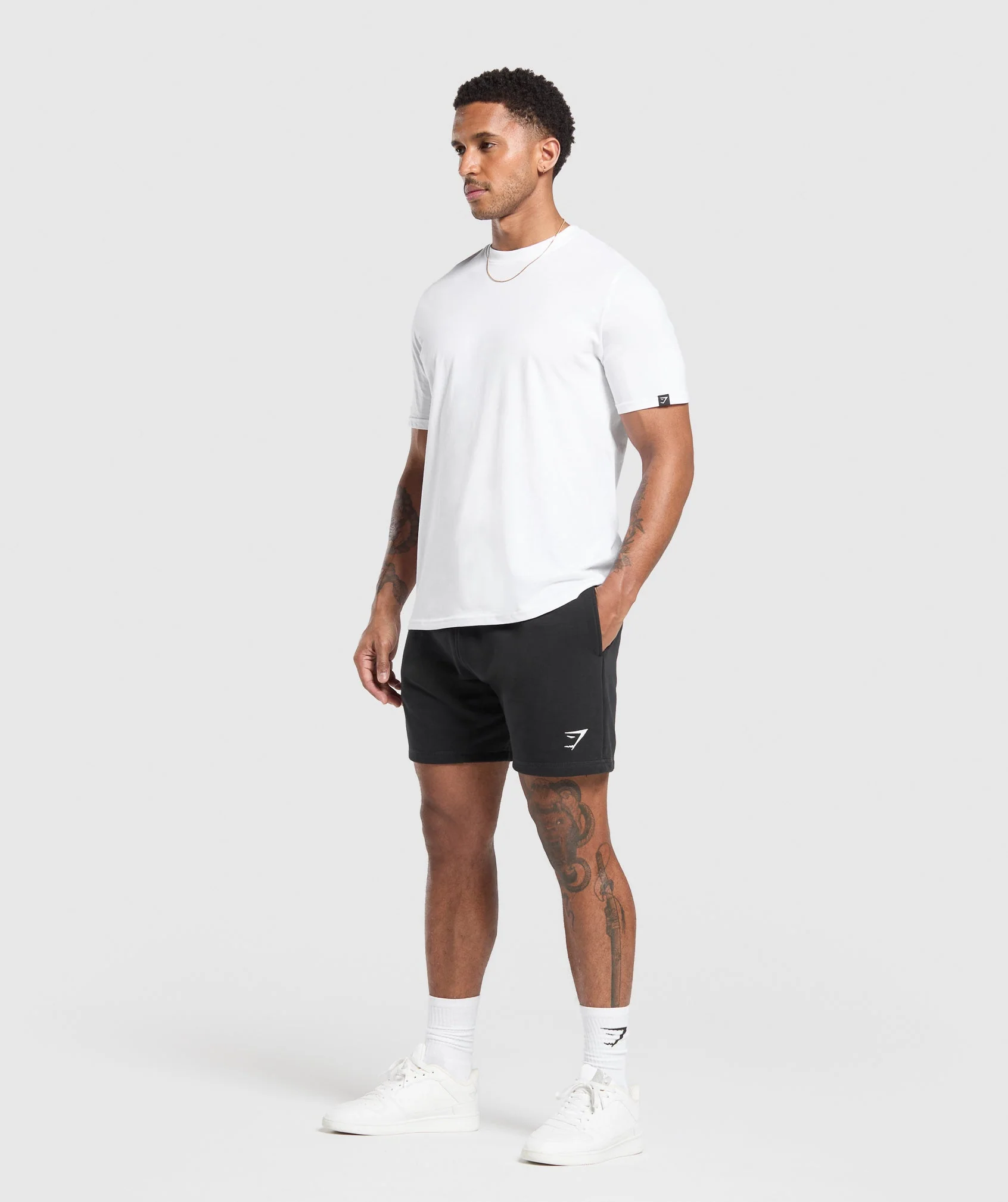 Crest Shorts Black // GYMSHARK - Image 4
