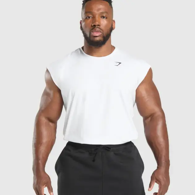 Critical Cut Off Tank // GYMSHARK