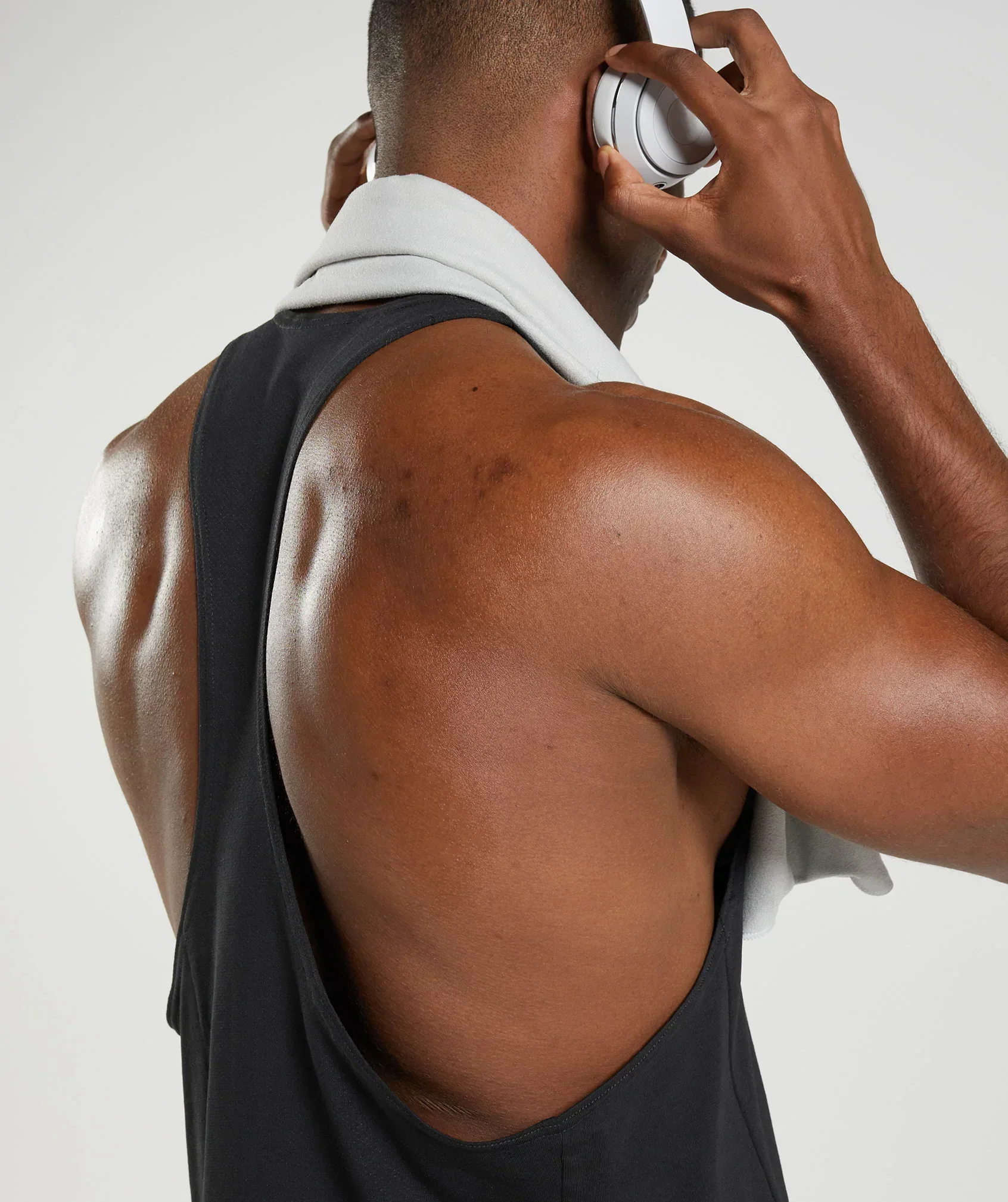 React Stringer Black // GYMSHARK - Image 4