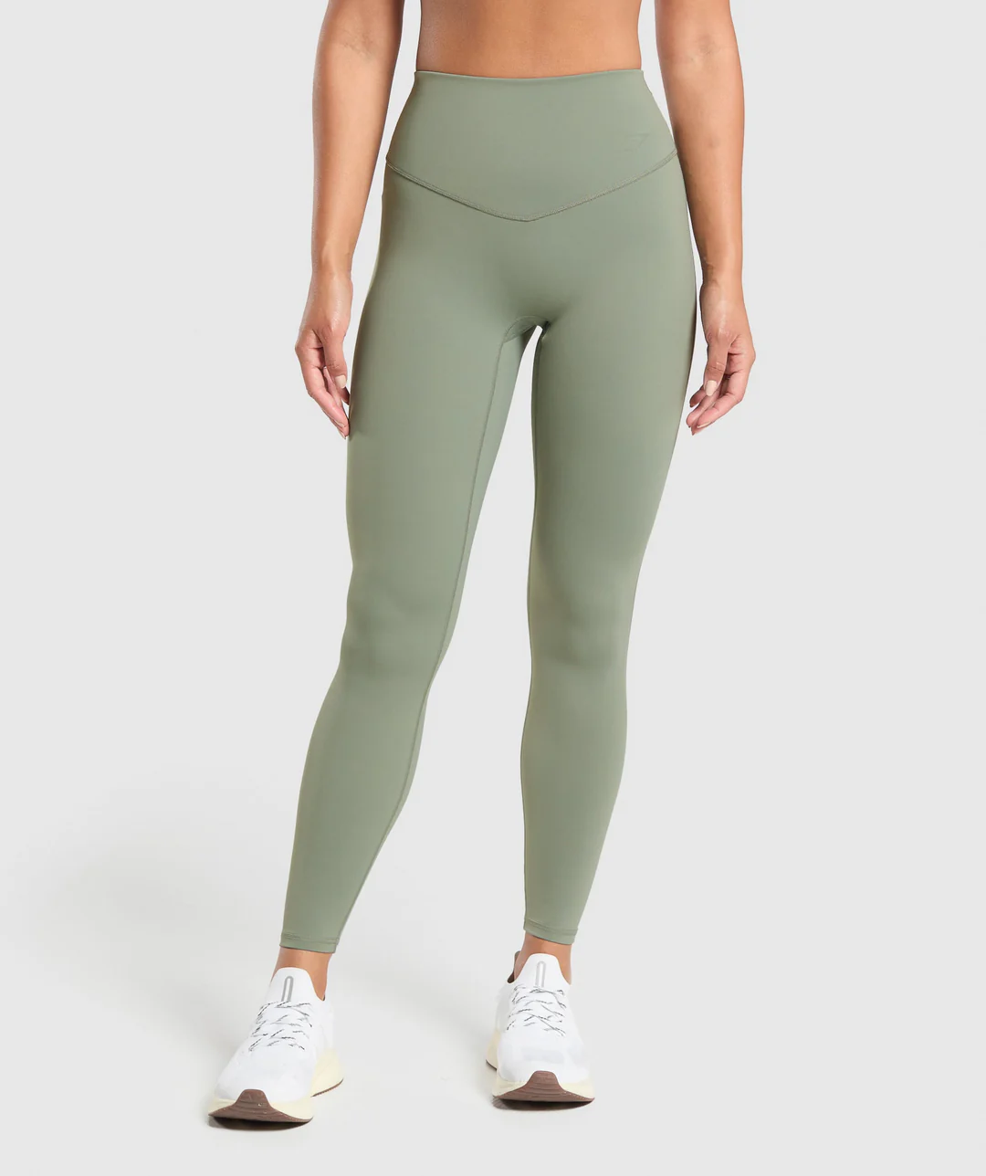 Elevate Leggings 2.0  Unit Green // GYMSHARK