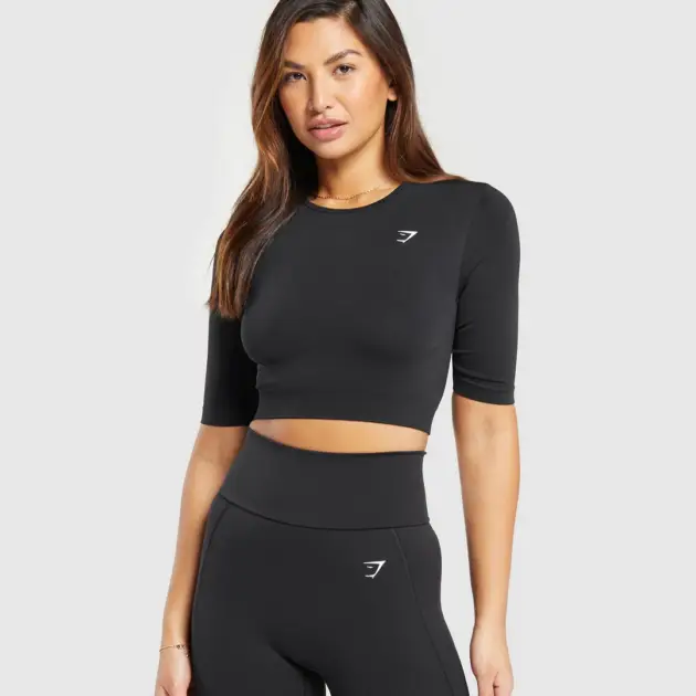 Everyday Seamless Crop Top  Black // GYMSHARK