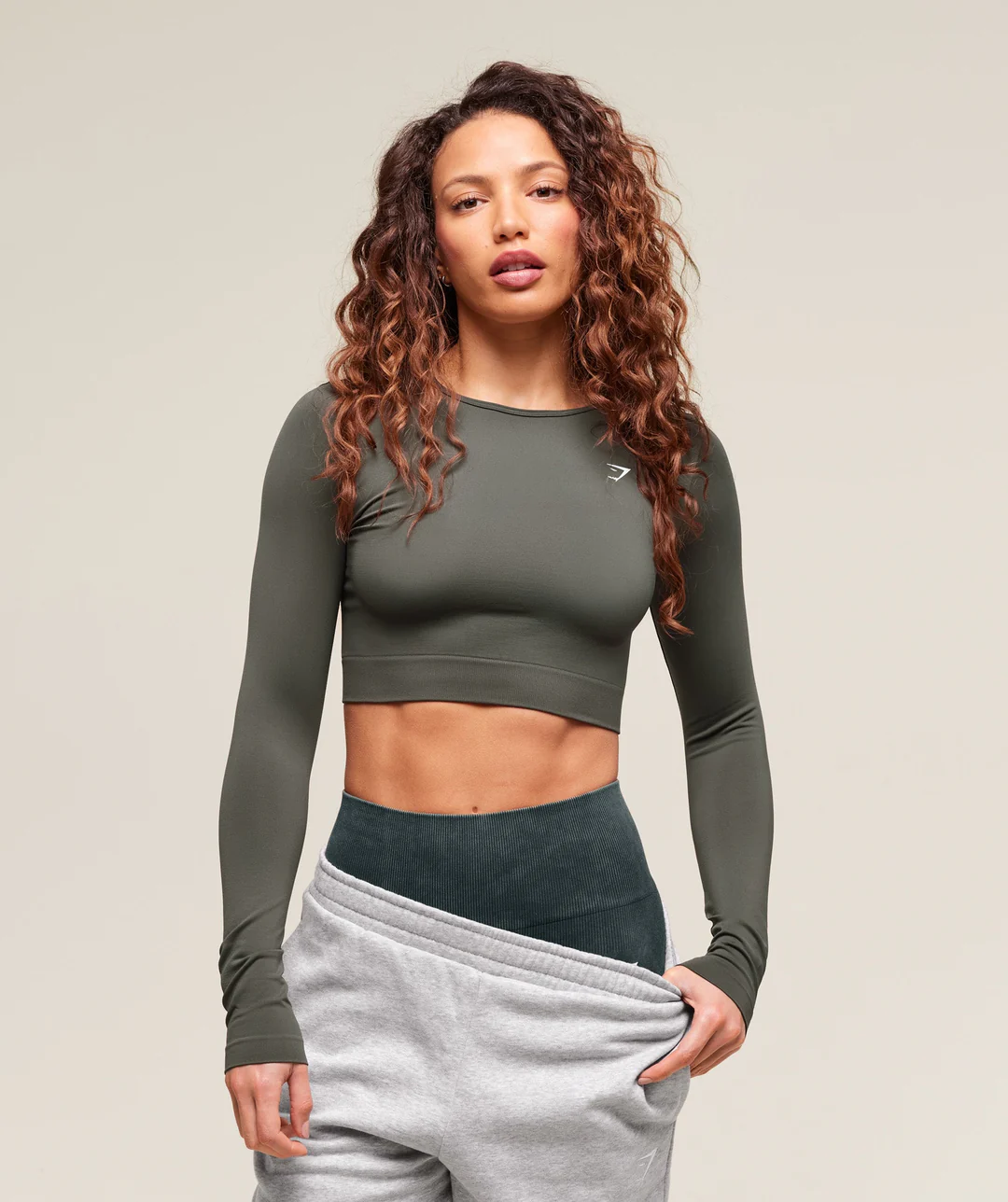 Everyday Seamless Long Sleeve Crop Top Green // GYMSHARK