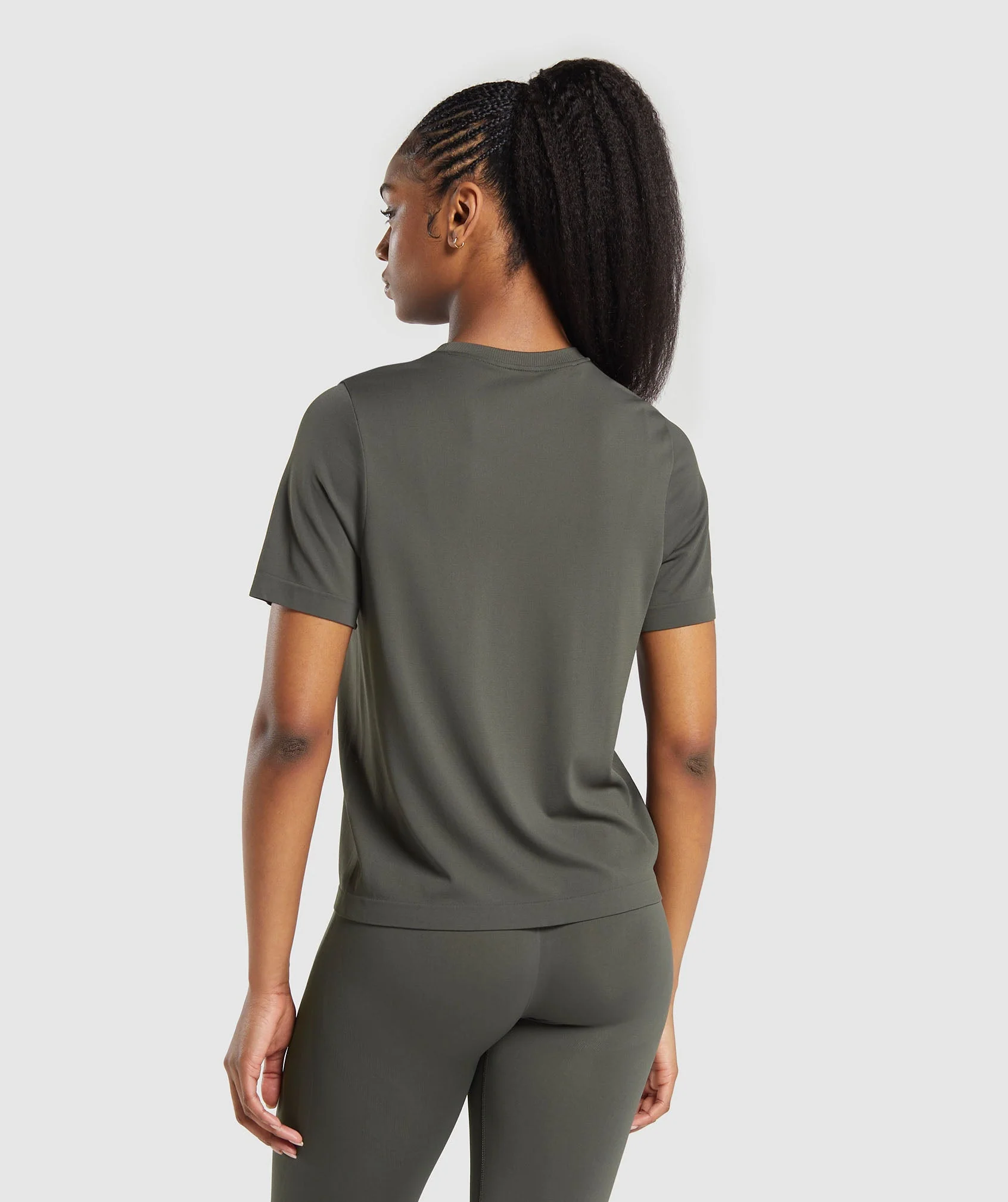 Everyday Seamless T-Shirt Strength Green // GYMSHARK - Image 2