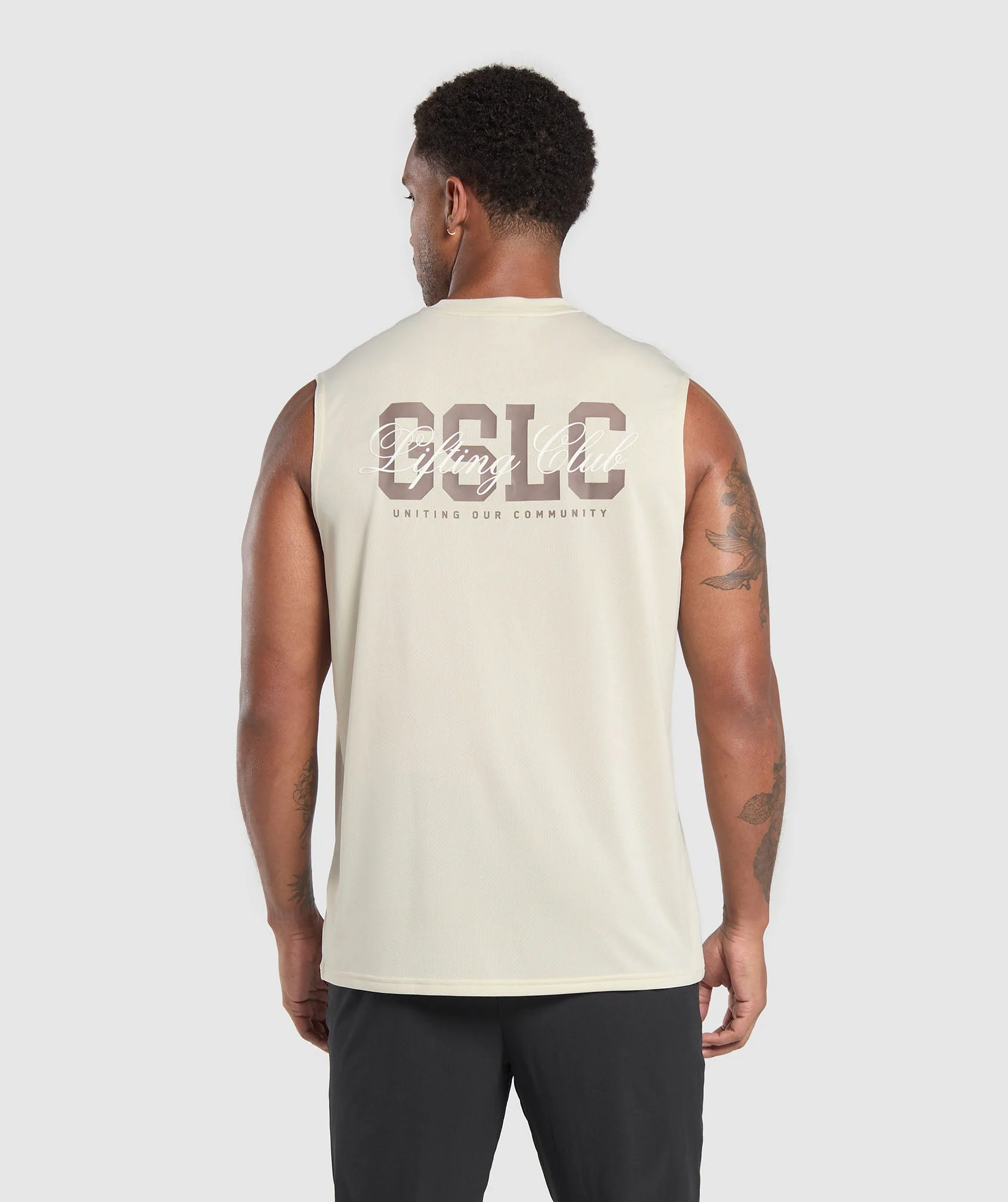 Script Graphic Cut Off Tank // GYMSHARK