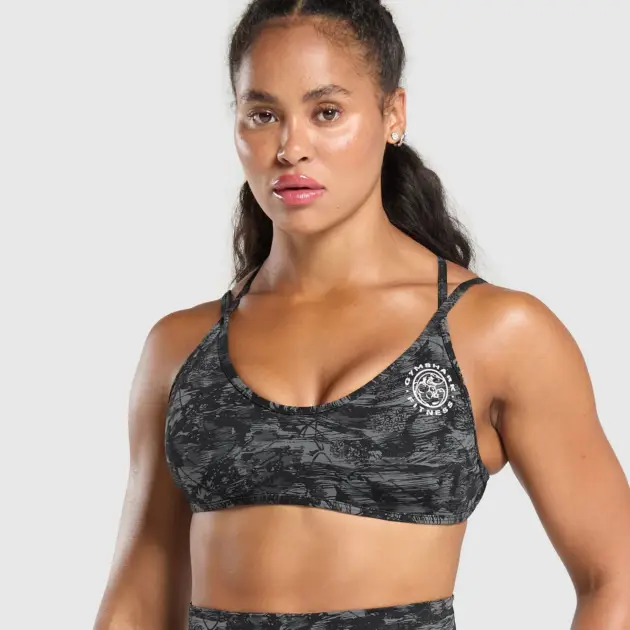 LEGACY BRA Black // GYMSHARK