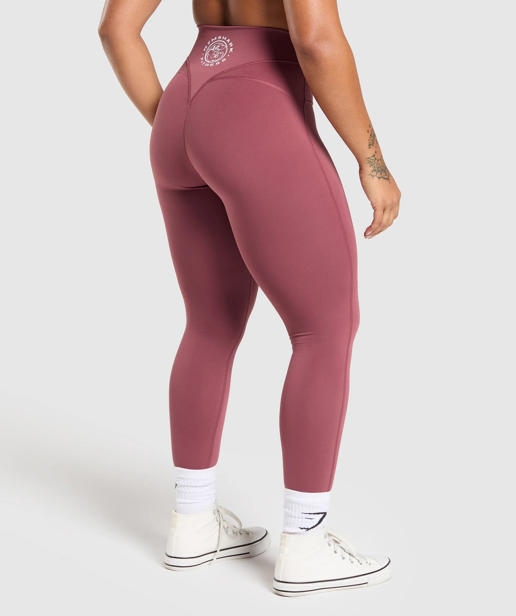 LEGACY LOGO LEGGINGS // GYMSHARK - Image 2
