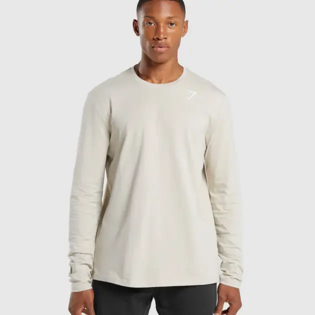 CREST LONG SLEEVE T-SHIRT // GYMSHARK