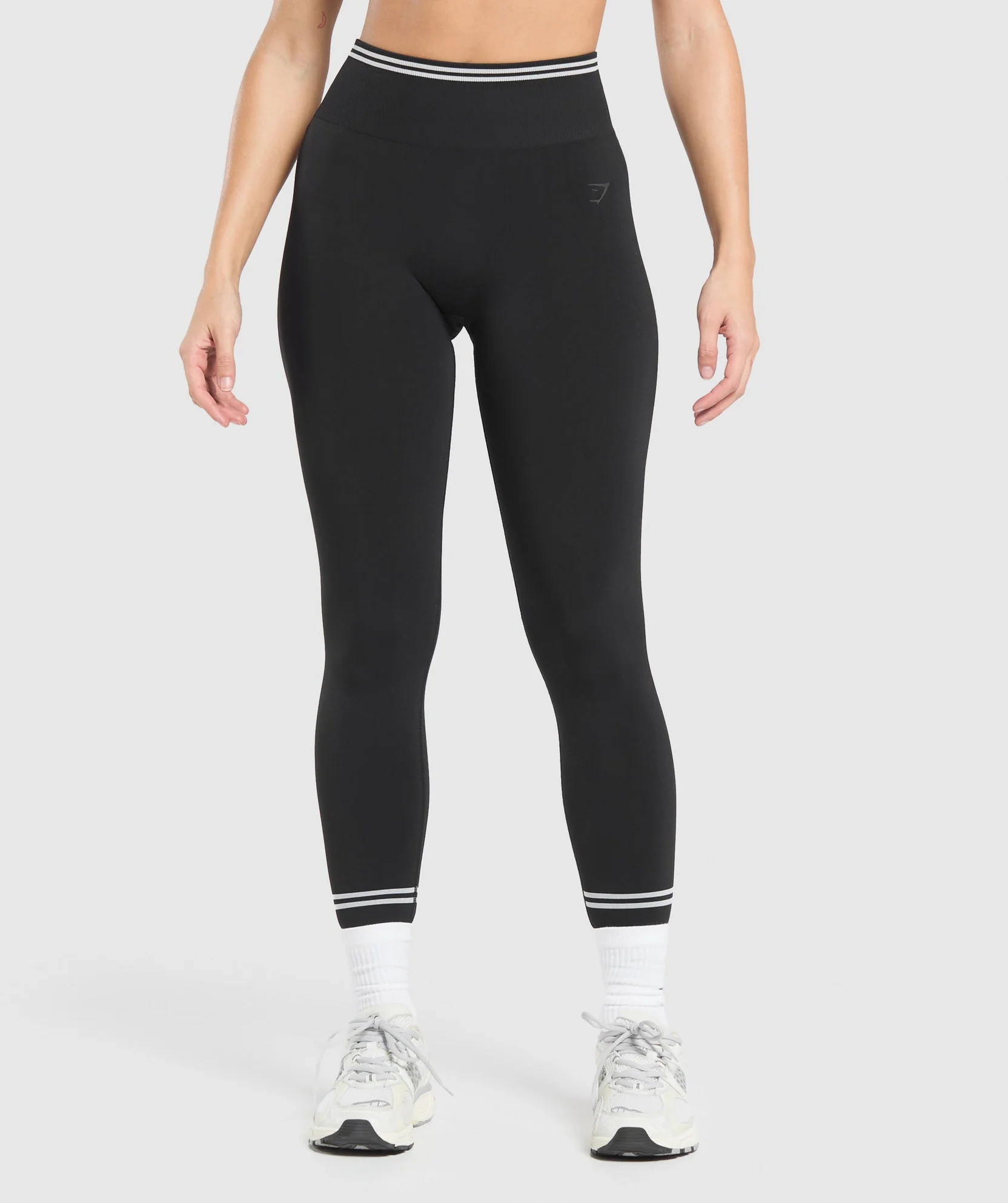 CONTRAST SEAMLESS LEGGINGS // GYMSHARK
