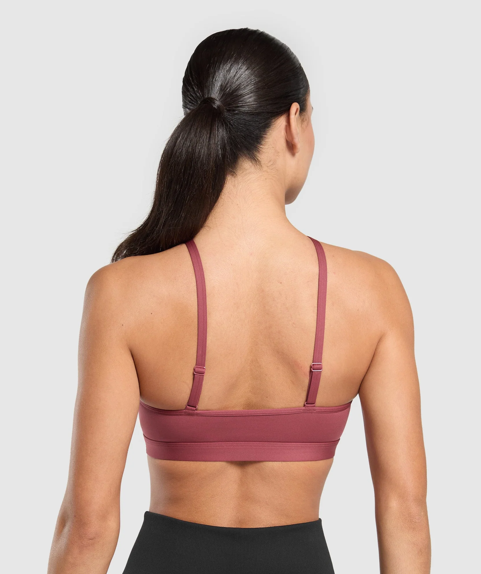 HALTER NECK SPORTS BRA // GYMSHARK - Image 2