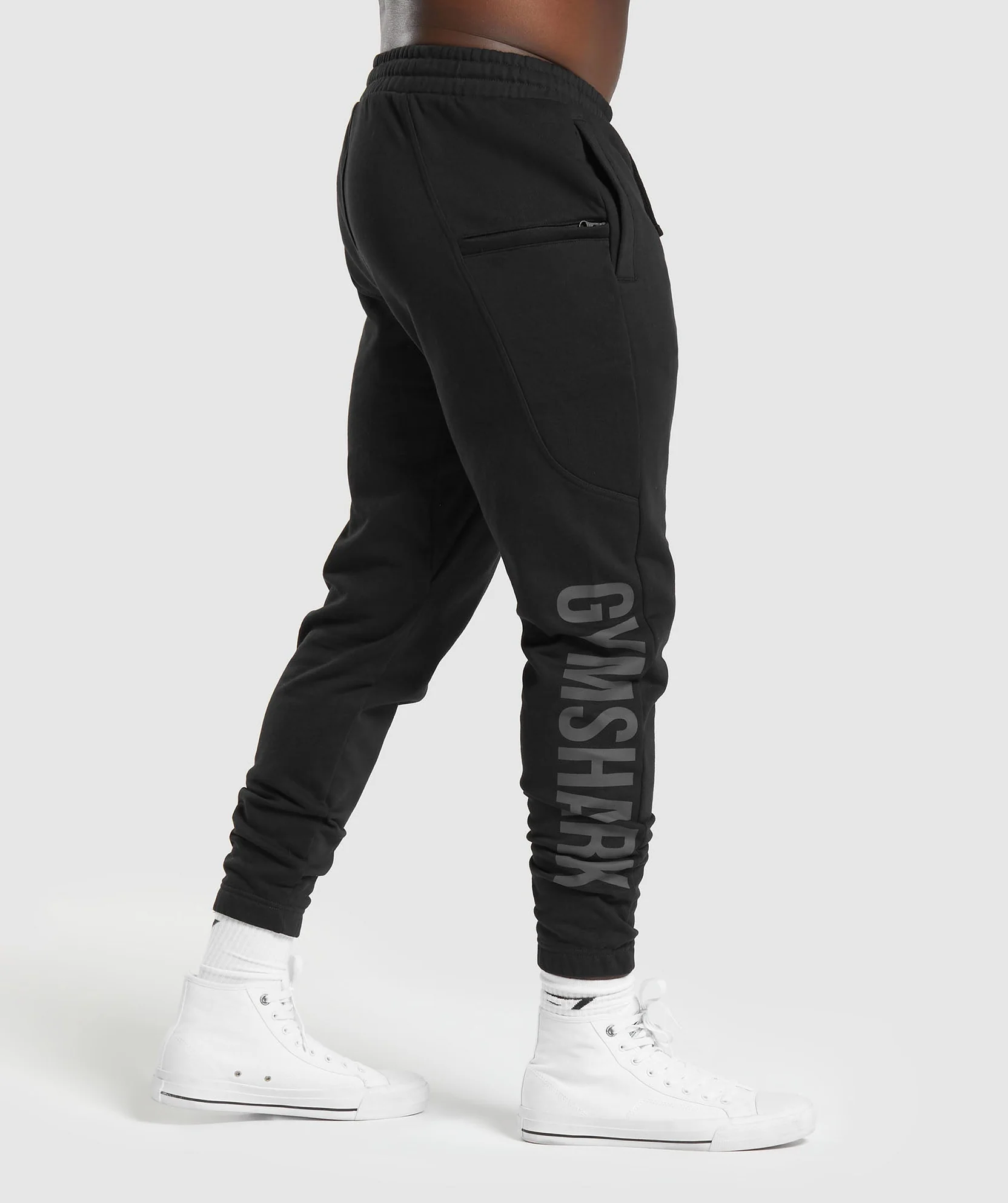 POWER JOGGERS Black // GYMSHARK