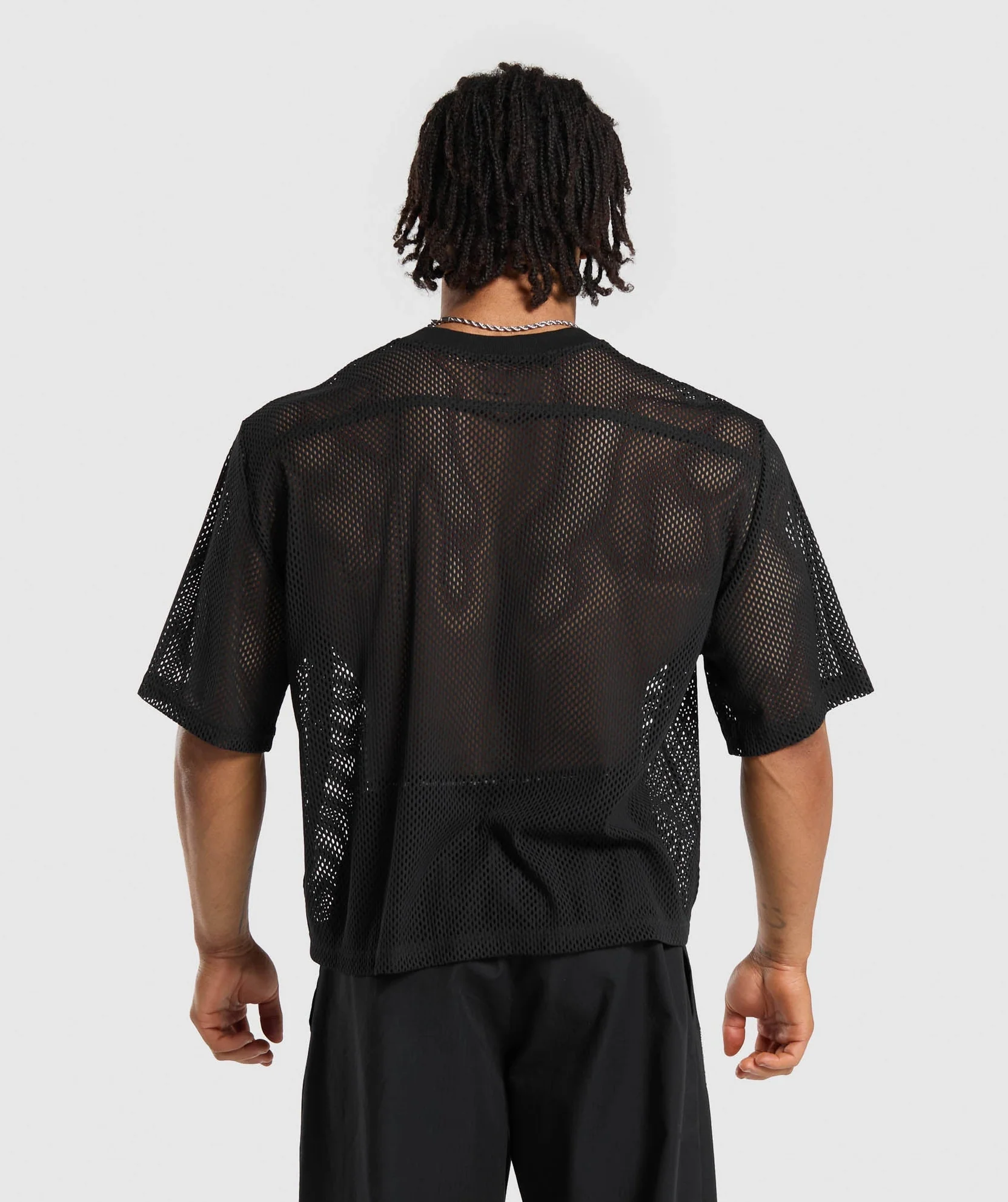 MESH OVERSIZED T-SHIRT Black // GYMSHARK - Image 2