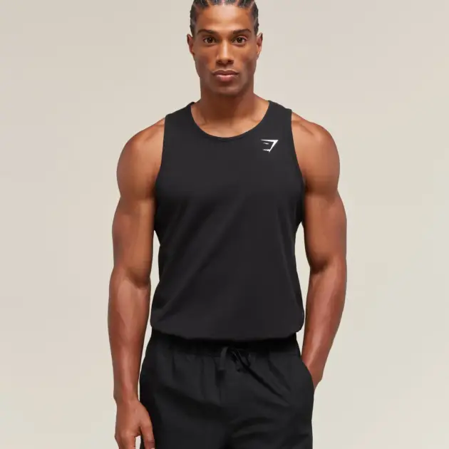 CRITICAL TANK Black // GYMSHARK