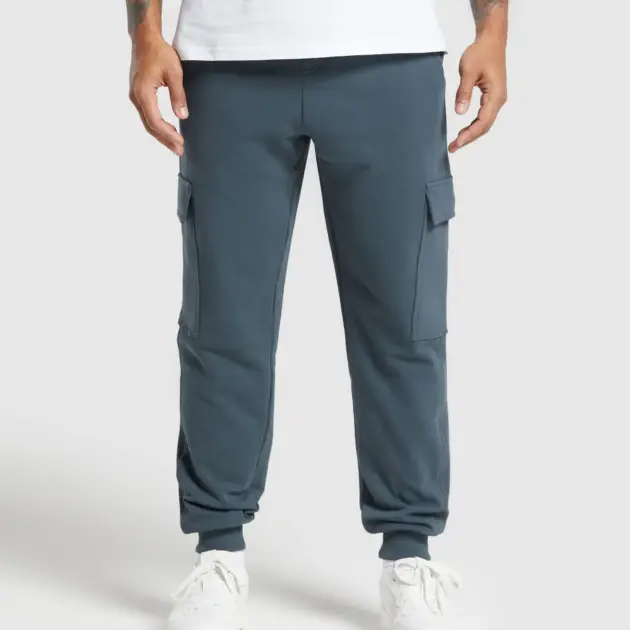 REST DAY ESSENTIALS CARGO JOGGERS // GYMSHARK