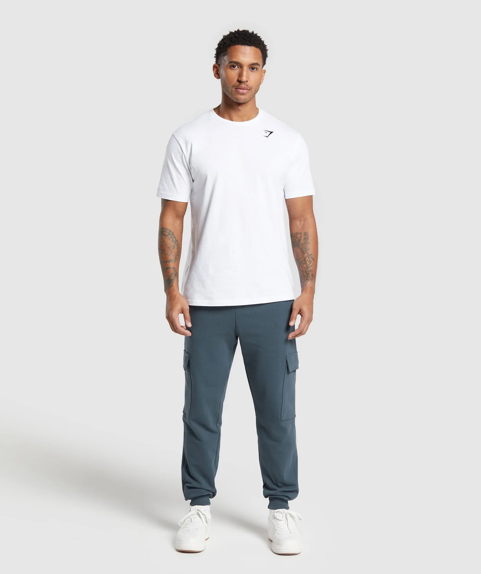 REST DAY ESSENTIALS CARGO JOGGERS // GYMSHARK - Image 4