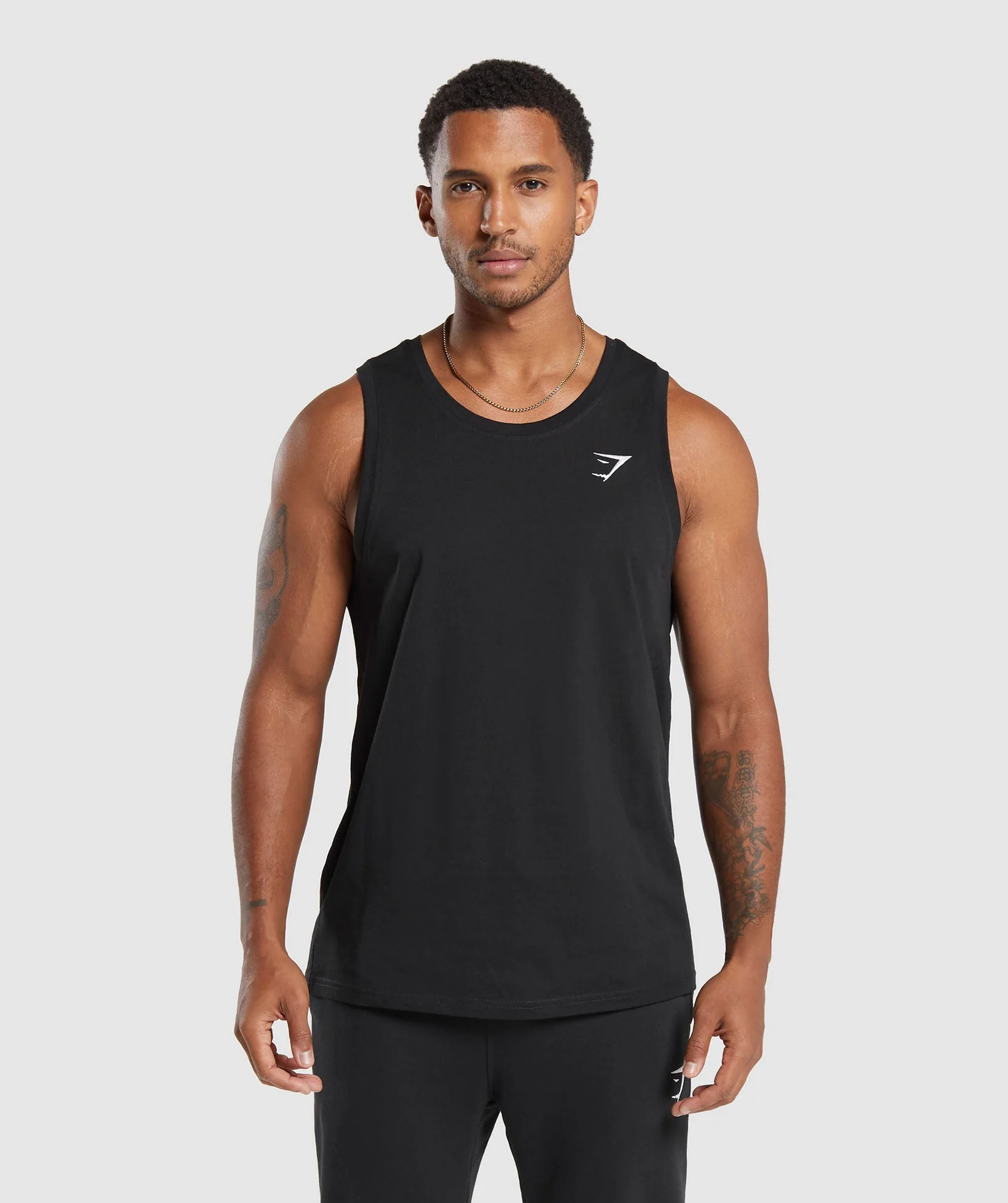 Crest Tank Black // GYMSHARK