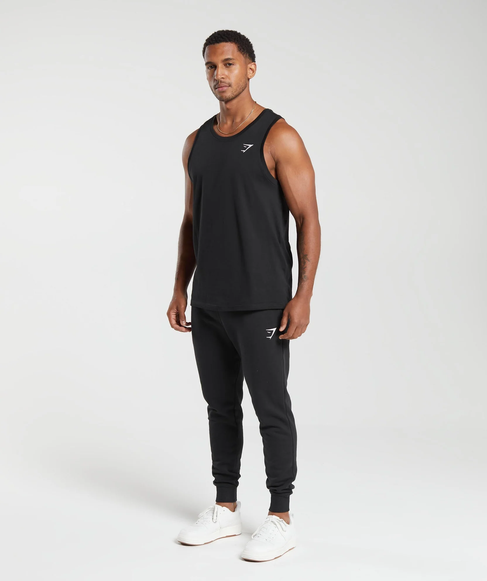 Crest Tank Black // GYMSHARK - Image 3