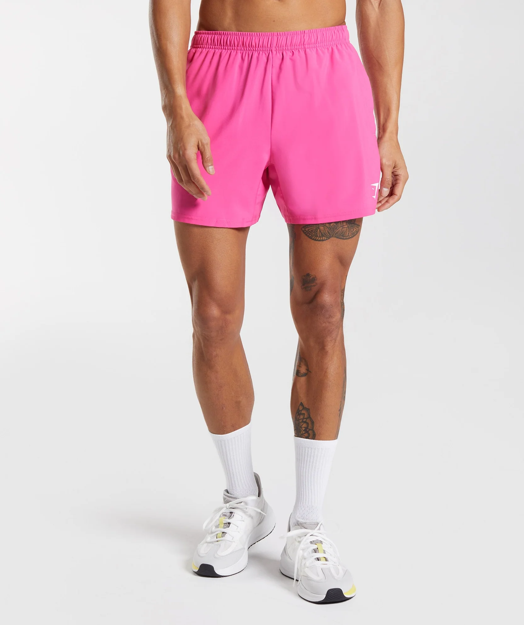 ARRIVAL 5" SHORTS Bright Fuchsia // GYMSHARK