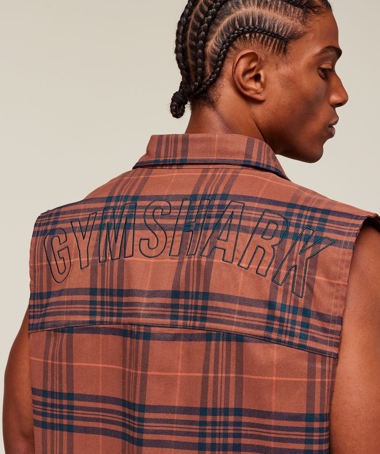 CHECK SLEEVELESS SHIRT // GYMSHARK - Image 3