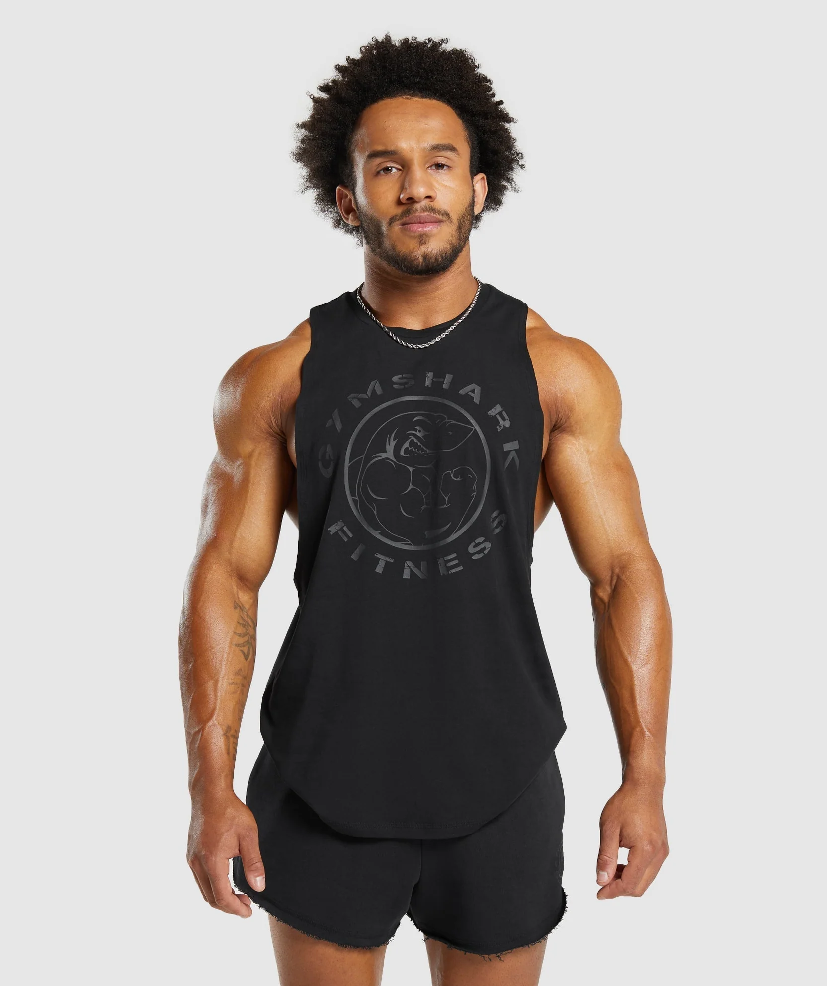 LEGACY DROP ARM TANK Black // GYMSHARK
