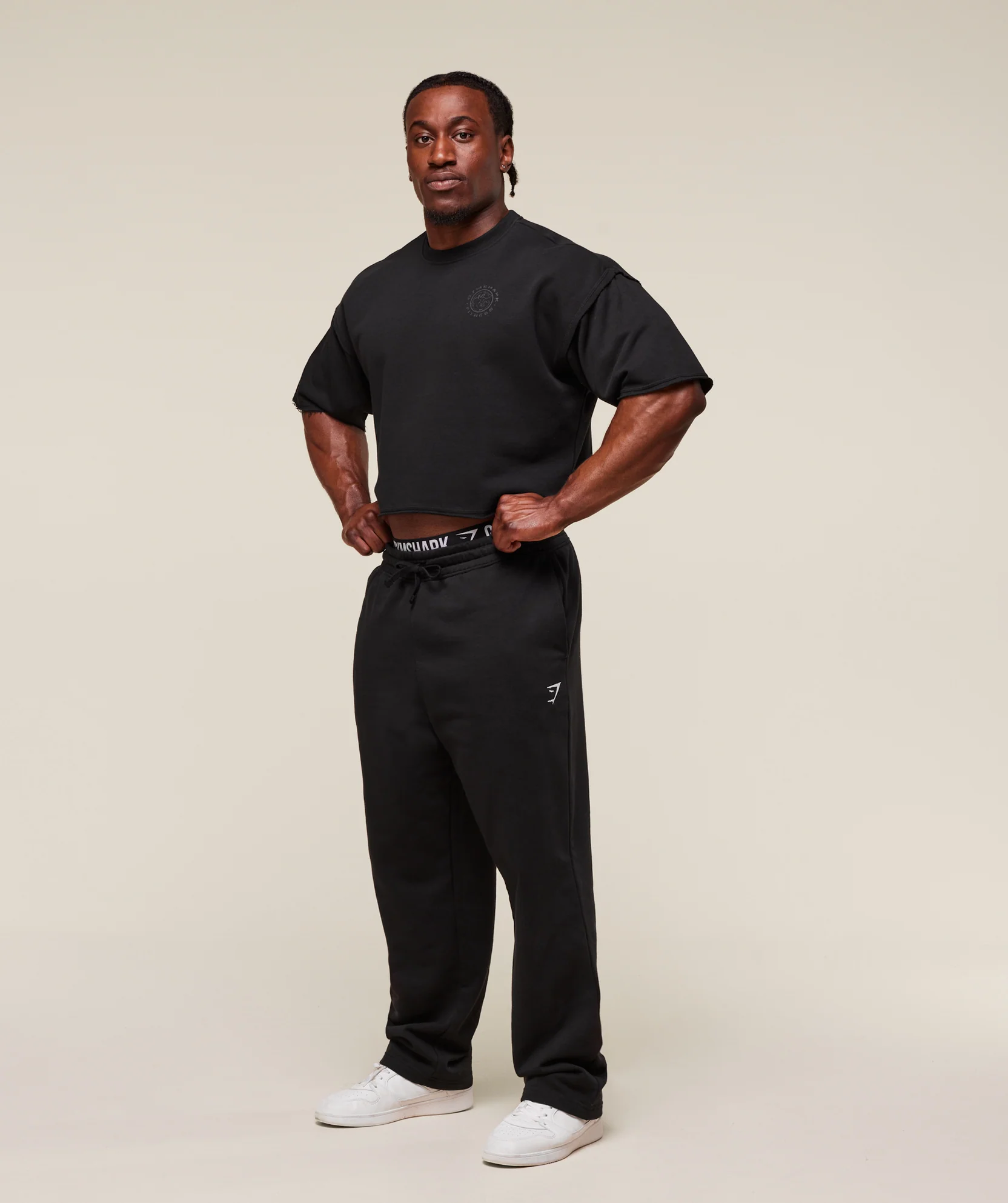 LEGACY CROPPED SHORT SLEEVE CREW // GYMSHARK - Image 3