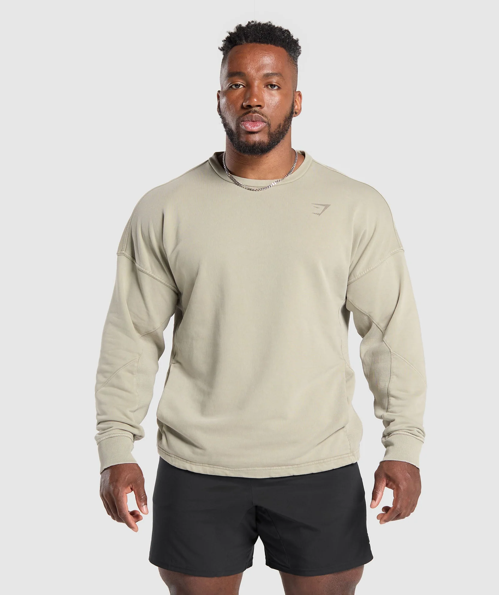 POWER WASHED CREW // GYMSHARK - Image 2