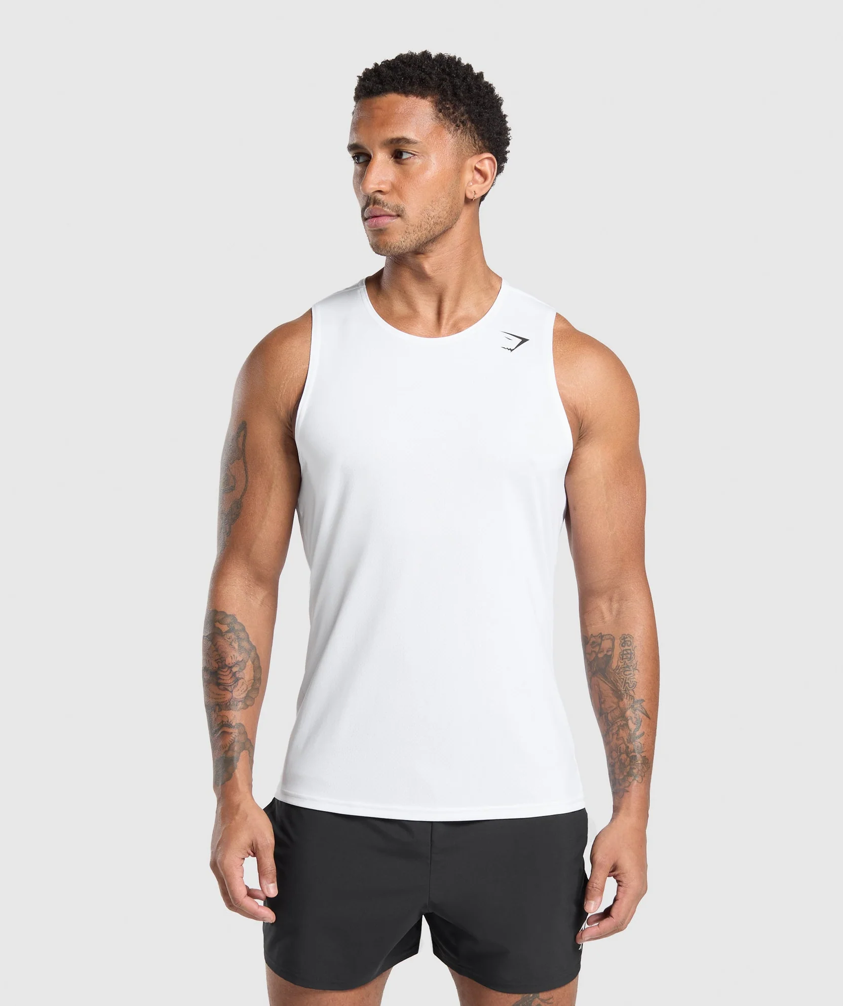 ARRIVAL TANK White // GYMSHARK
