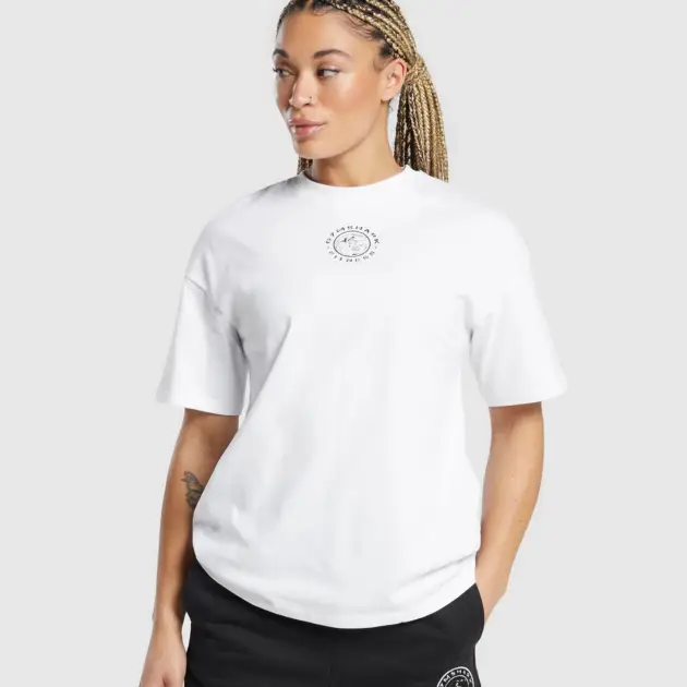 Legacy Oversized T-Shirt White // GYMSHARK