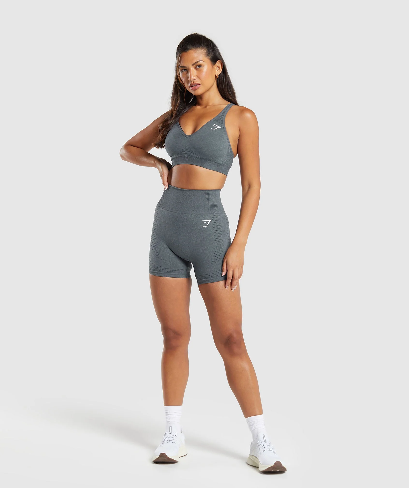Vital V Neck Sports Bra // GYMSHARK - Image 3