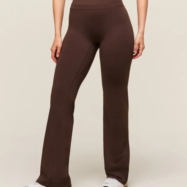 Whitney Flared Leggings // GYMSHARK